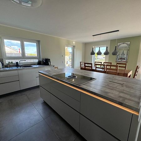 Modernes Ferienhaus In Uedersdorf Εξωτερικό φωτογραφία