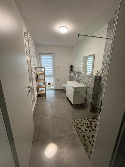 Modernes Ferienhaus In Uedersdorf Εξωτερικό φωτογραφία