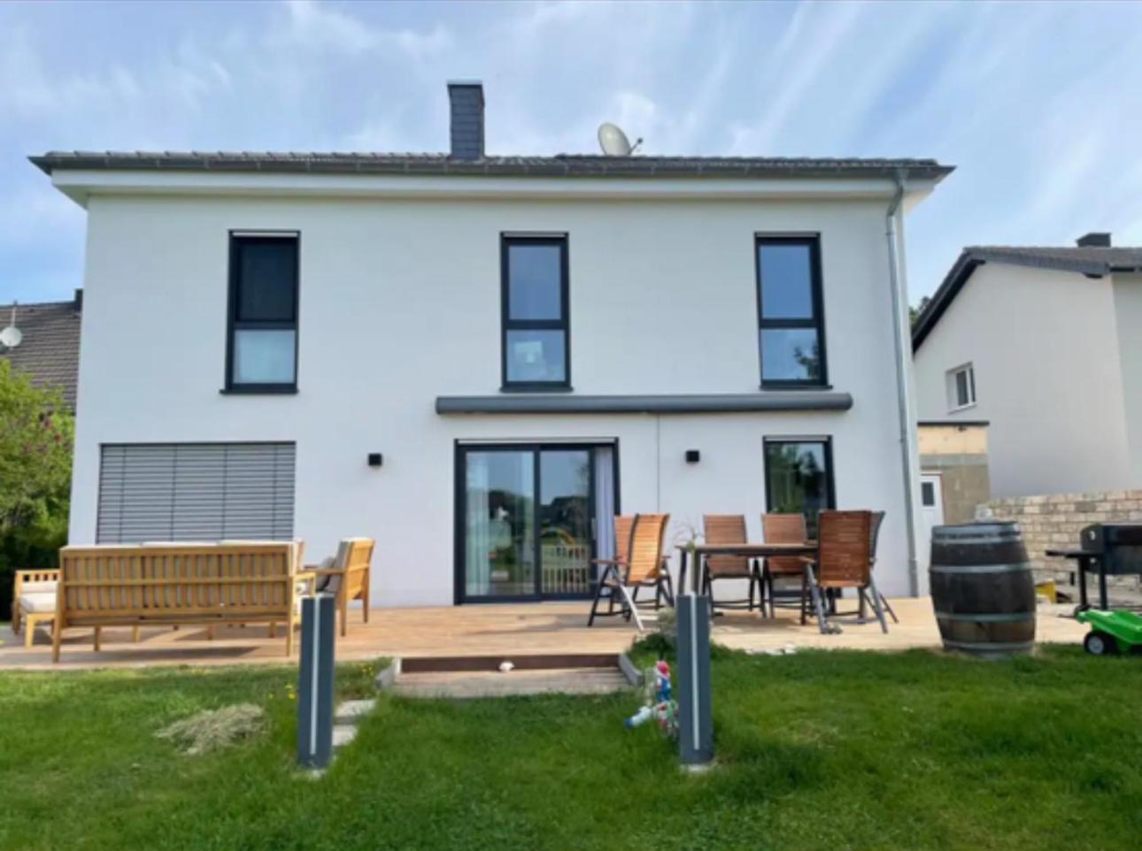 Modernes Ferienhaus In Uedersdorf Εξωτερικό φωτογραφία